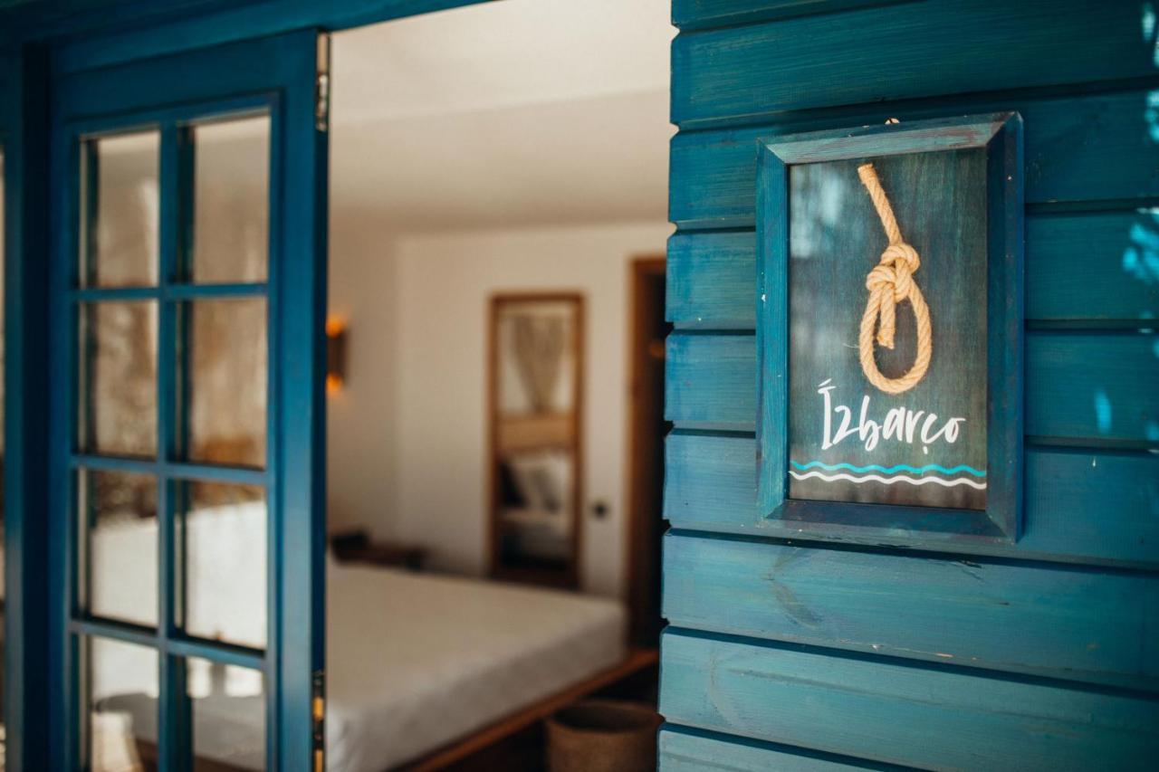 Bueyuekada Loc'Ada Hotel Prinseneilanden Buitenkant foto