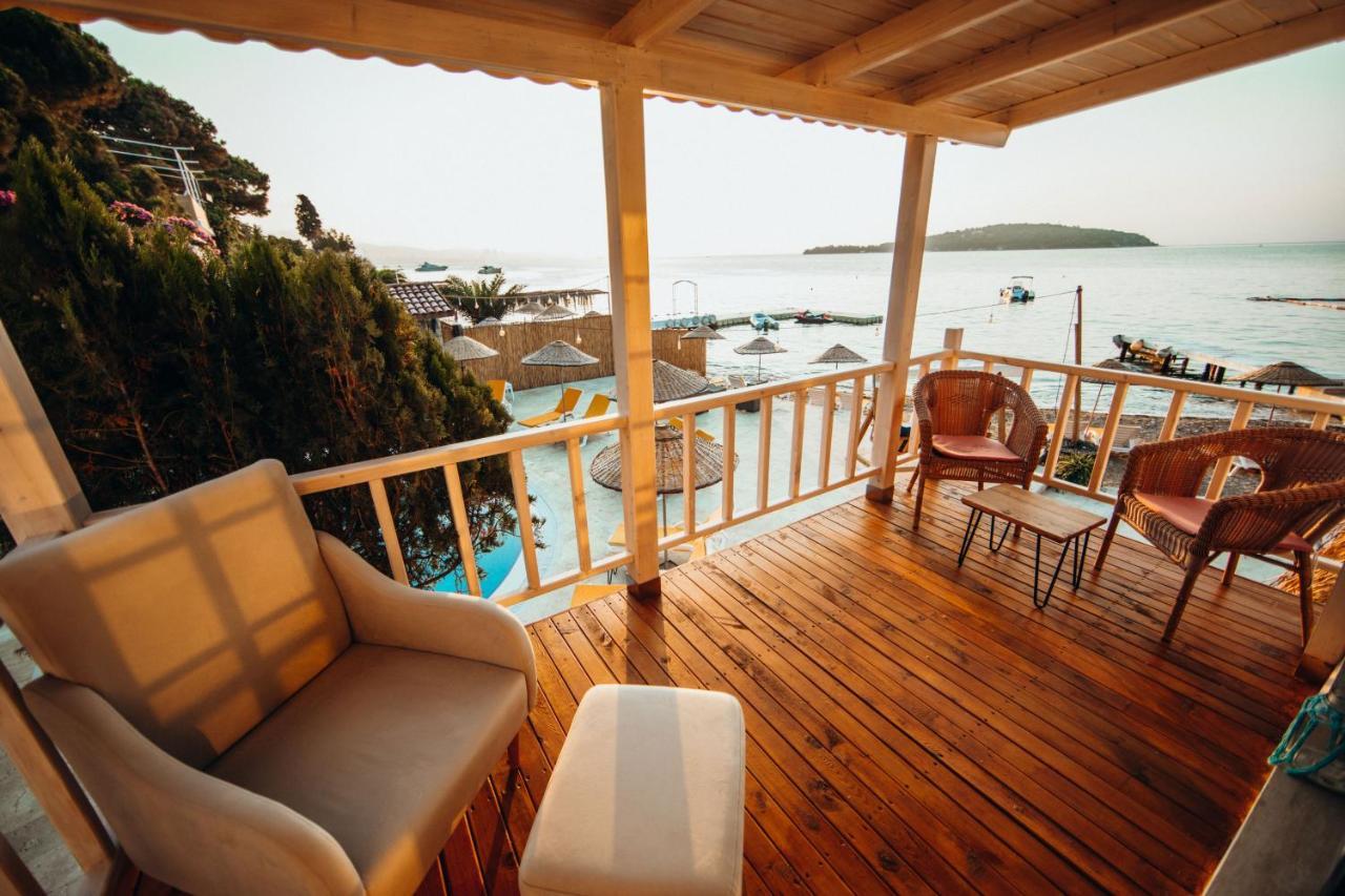 Bueyuekada Loc'Ada Hotel Prinseneilanden Buitenkant foto