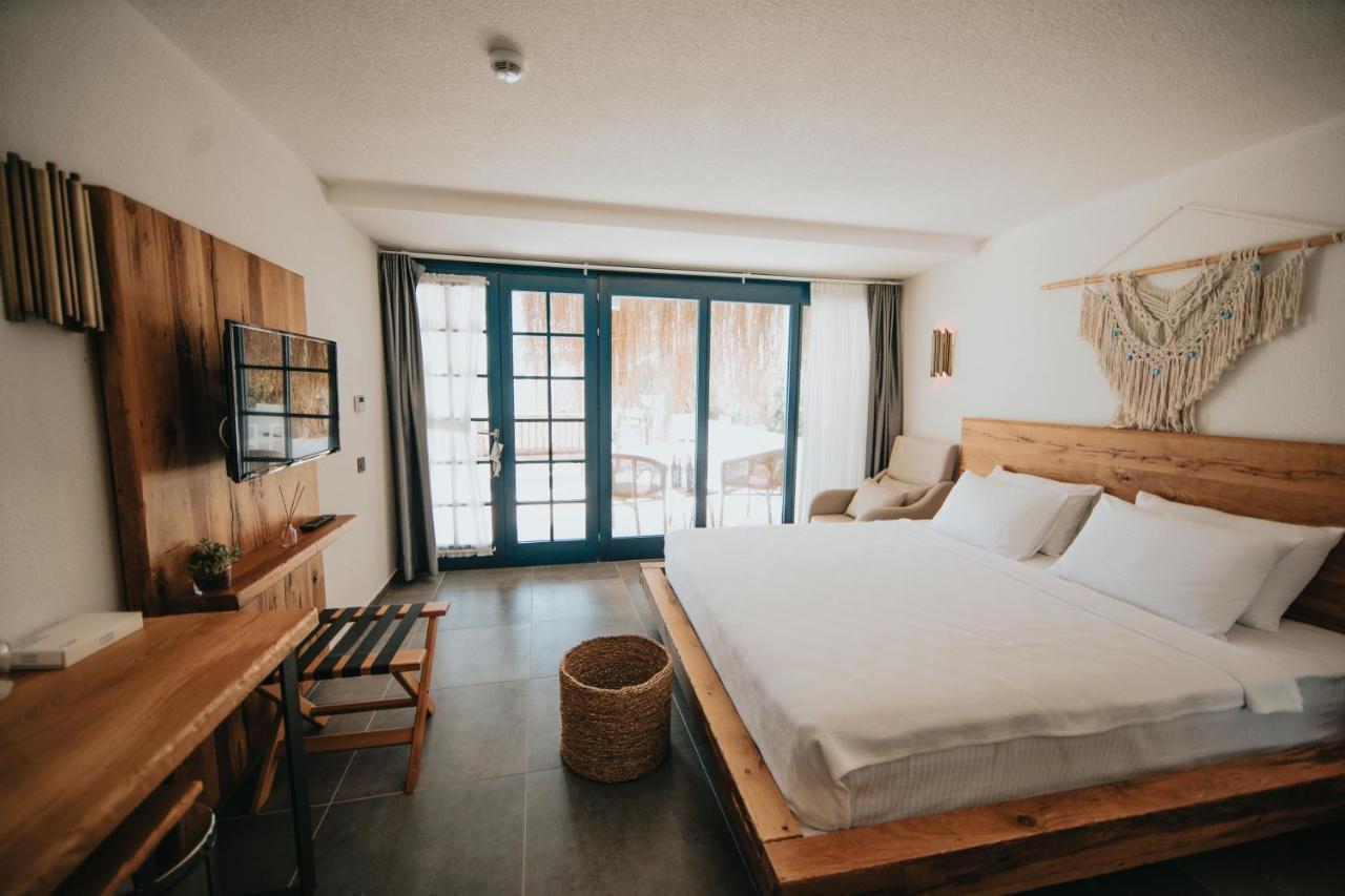Bueyuekada Loc'Ada Hotel Prinseneilanden Buitenkant foto