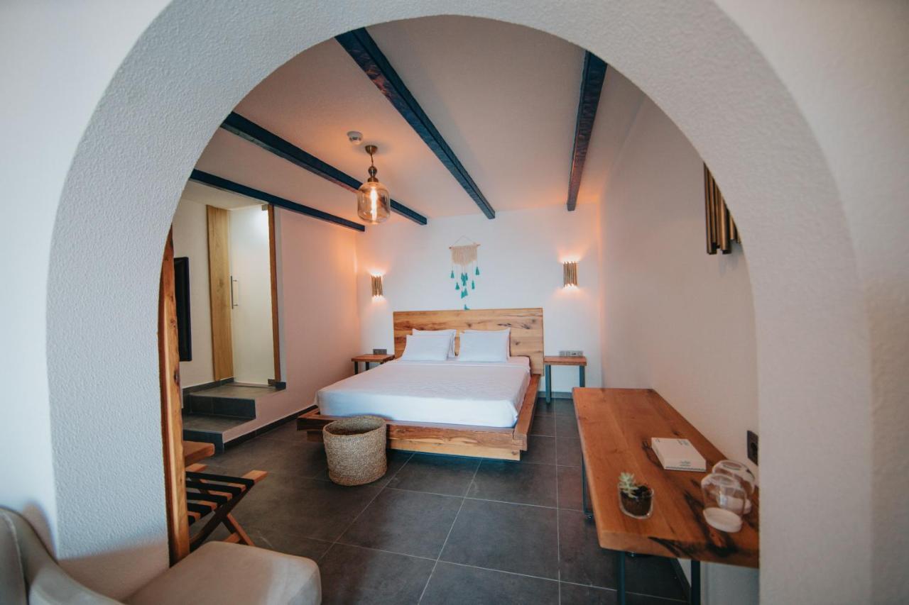 Bueyuekada Loc'Ada Hotel Prinseneilanden Buitenkant foto