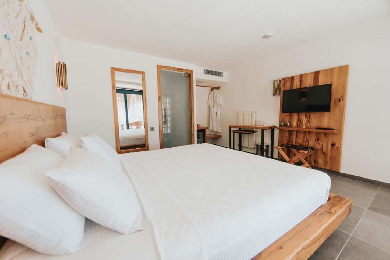 Bueyuekada Loc'Ada Hotel Prinseneilanden Buitenkant foto