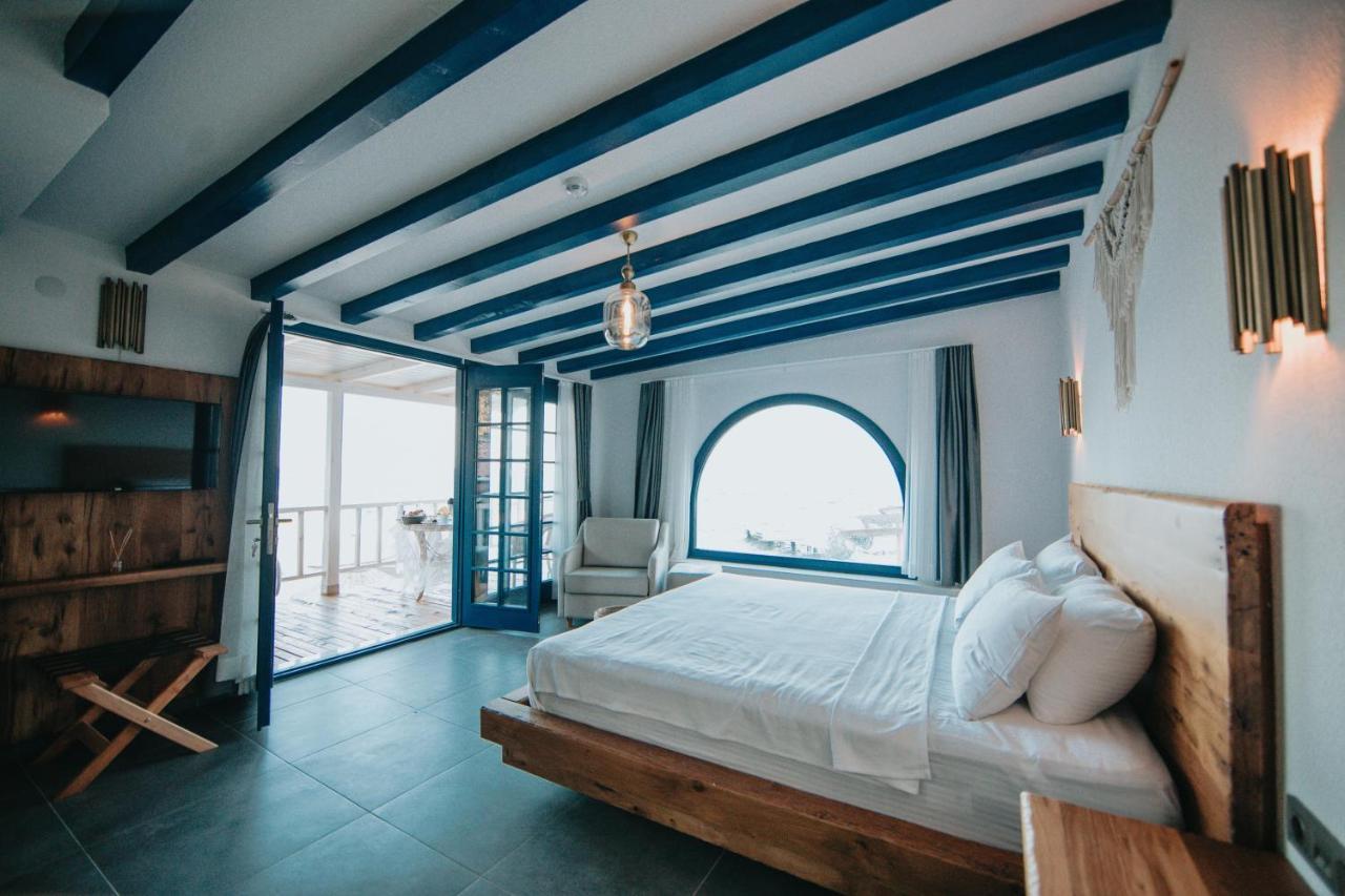 Bueyuekada Loc'Ada Hotel Prinseneilanden Buitenkant foto