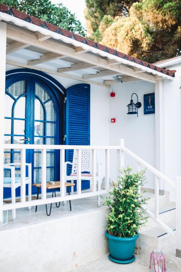 Bueyuekada Loc'Ada Hotel Prinseneilanden Buitenkant foto