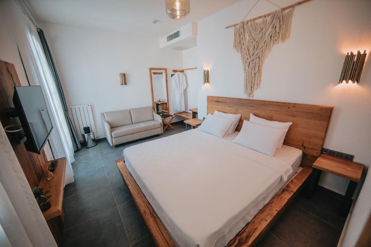 Bueyuekada Loc'Ada Hotel Prinseneilanden Buitenkant foto