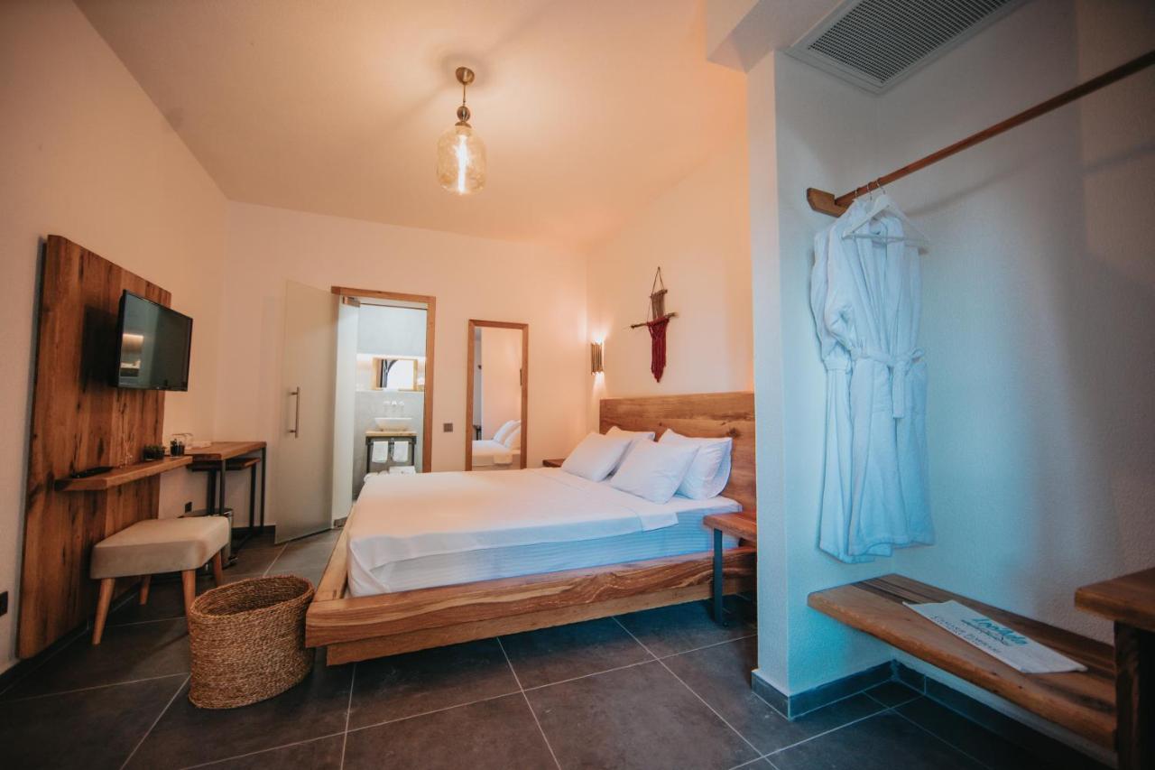 Bueyuekada Loc'Ada Hotel Prinseneilanden Buitenkant foto